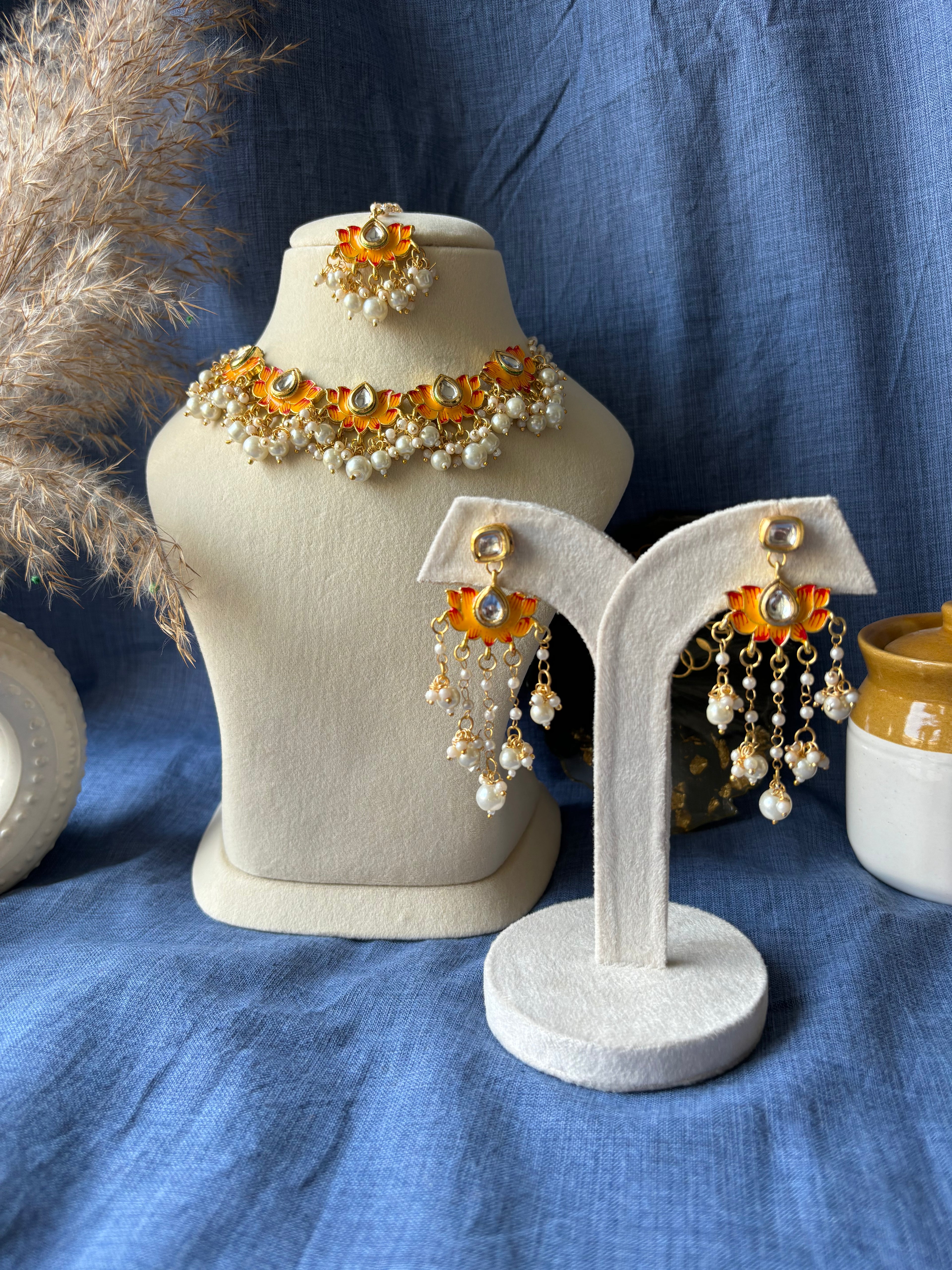 LOTUS set (Necklace ,earrings ,mangtika)