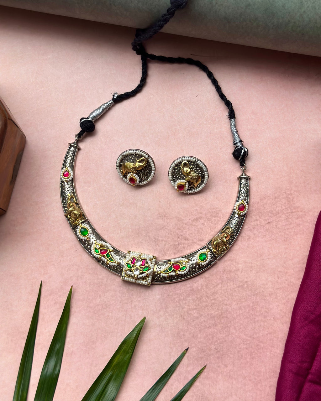 NAVRANG fusion pachi kundan hasli