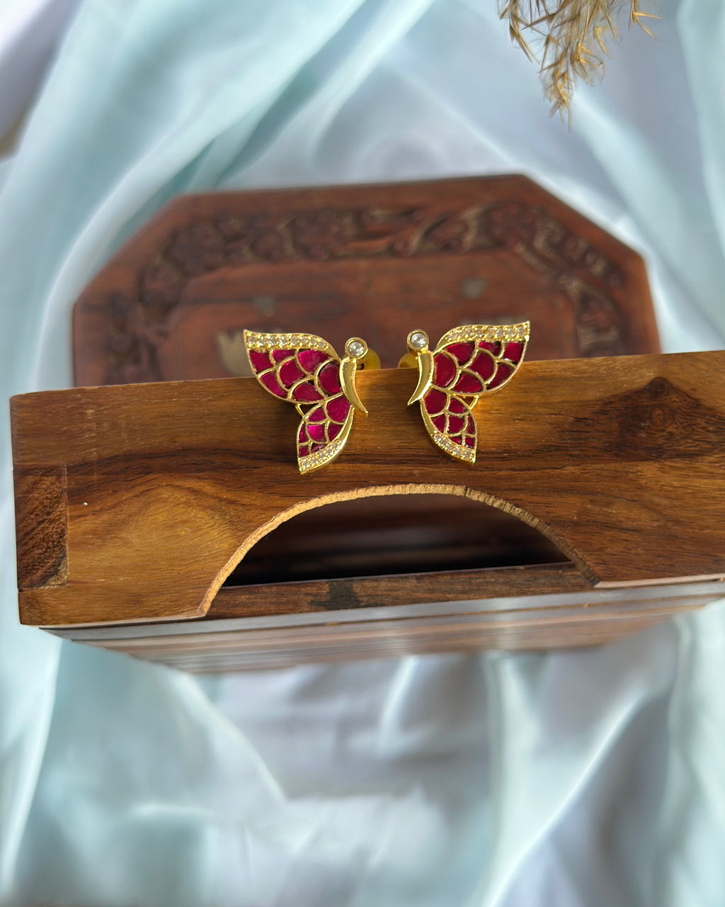 Butterfly  jadau golden stud